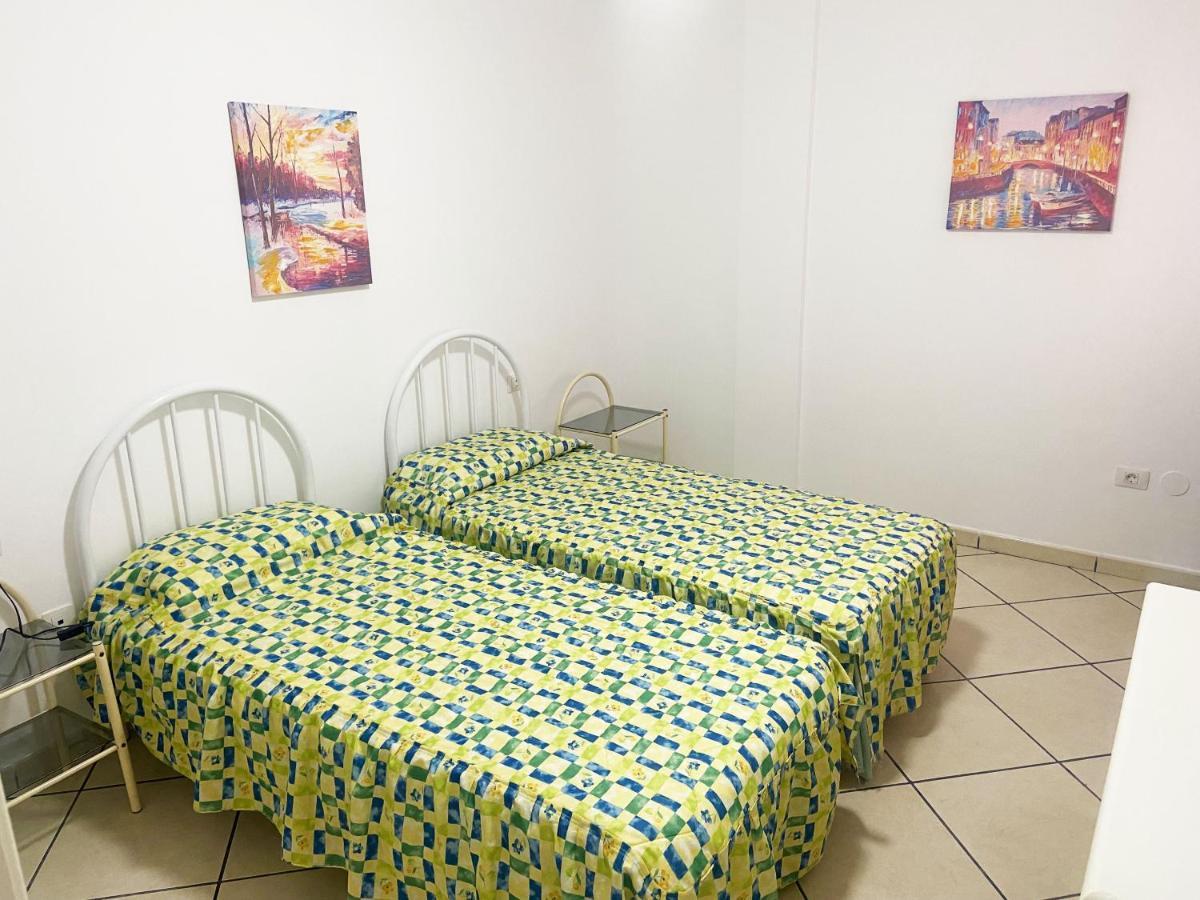 Grande Appartamento Tenerife Los Abrigos Exterior foto